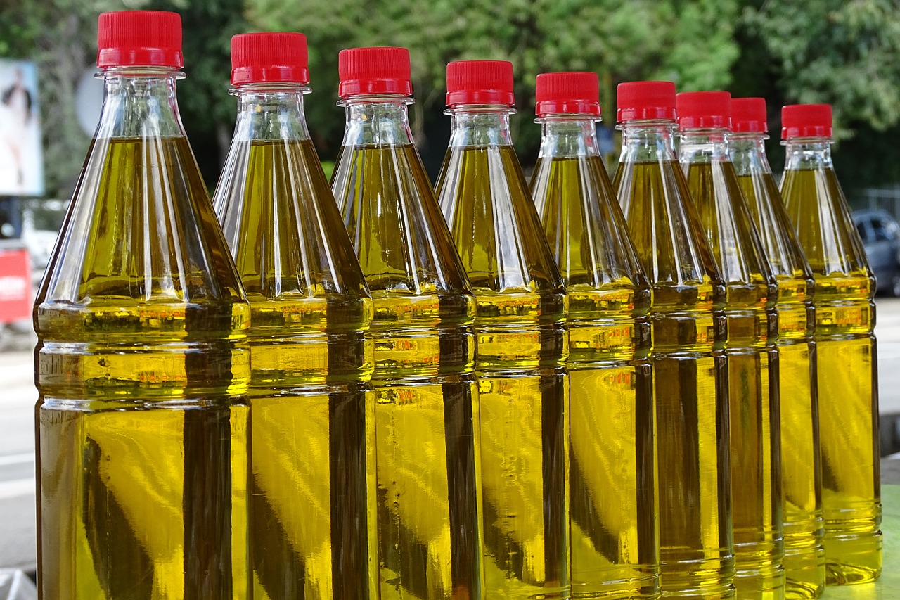 Ограничен е извозот на сончогледовото масло до 31 мај